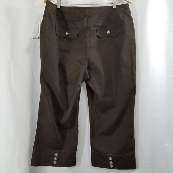 NWT Cleo Brown Capris Size 16 - Picture 2 of 10